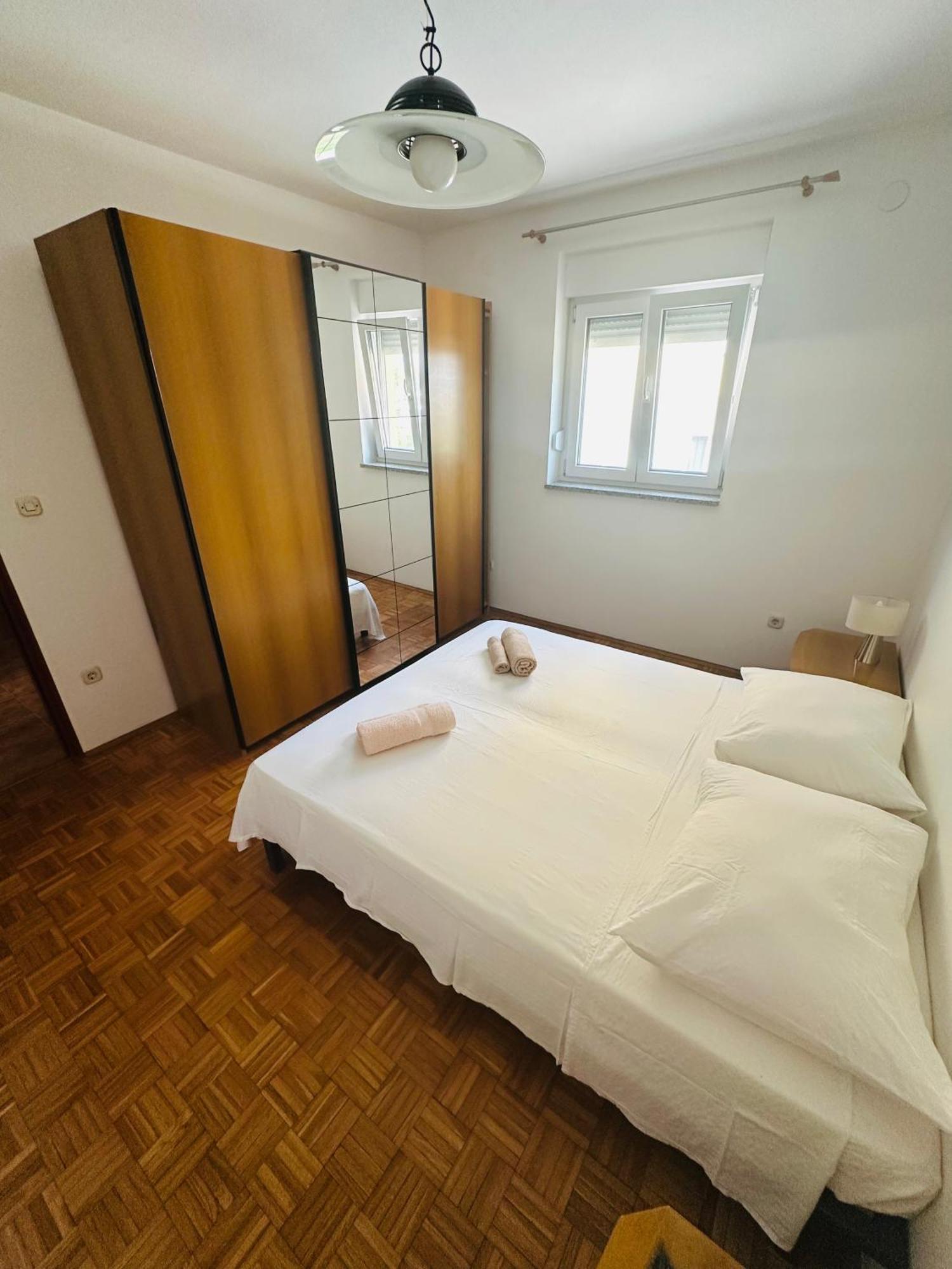 Apartment Piranesi With A Parking Space Pula Exterior foto