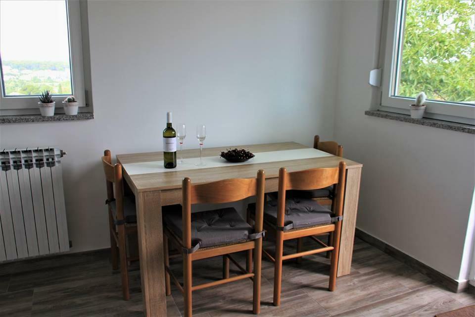 Apartment Piranesi With A Parking Space Pula Exterior foto