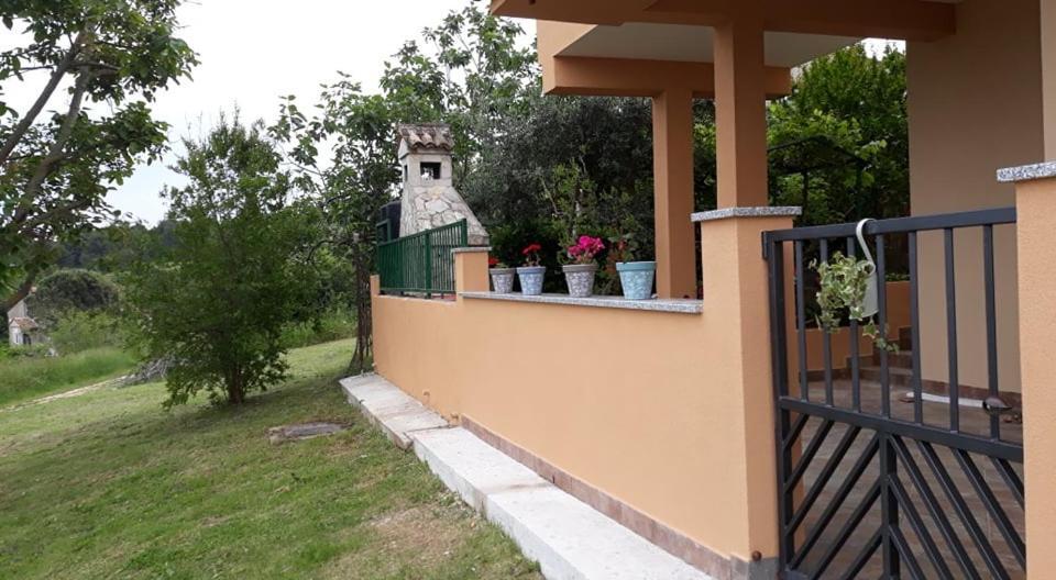 Apartment Piranesi With A Parking Space Pula Exterior foto