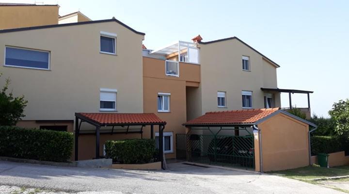 Apartment Piranesi With A Parking Space Pula Exterior foto